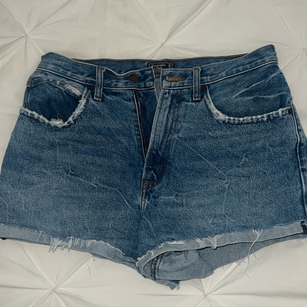 Abercrombie natural rise Jean shorts